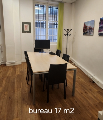 bureau 17 m2 photo 3.jpg